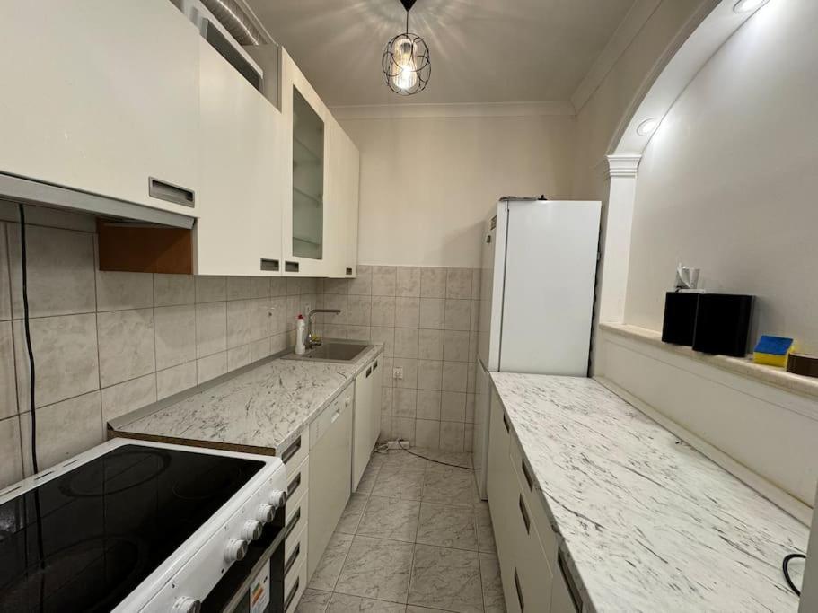 Appartamento Long Royal Podgorica Esterno foto